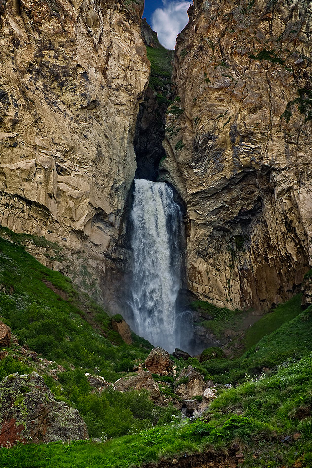 photo "Waterfalls Sultan" tags: , 