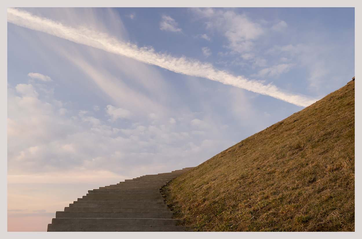 photo "Stairway to Heaven" tags: landscape, architecture, clouds