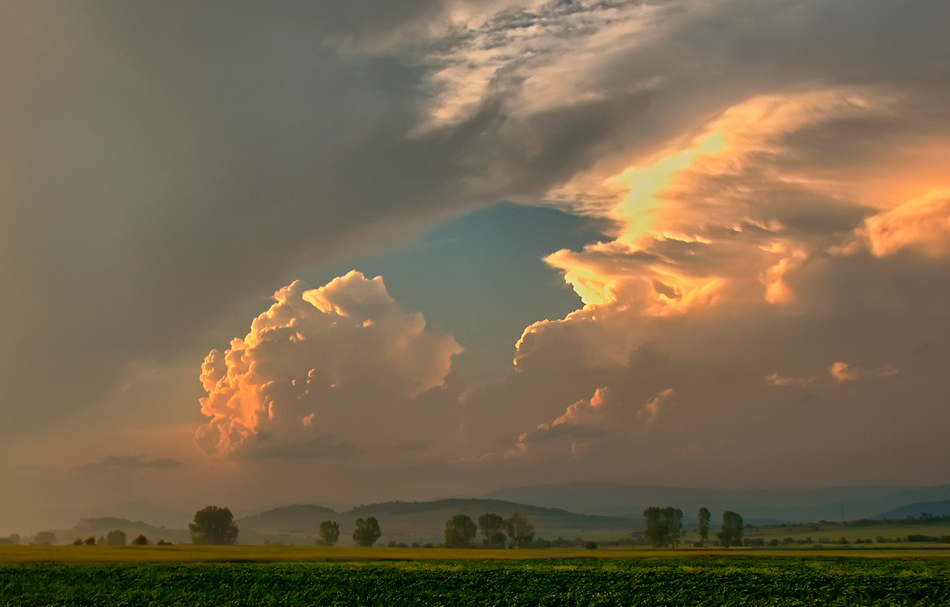 photo "Waiting for summer" tags: landscape, clouds, sunset