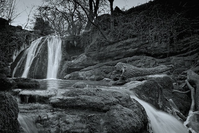 фото "Janets Foss, Yorkshire" метки: пейзаж, черно-белые, вода