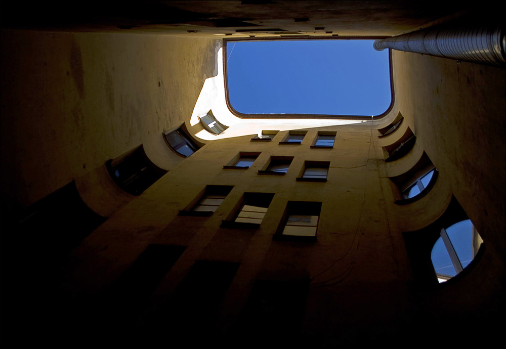 photo "blue sky" tags: fragment, architecture, landscape, 