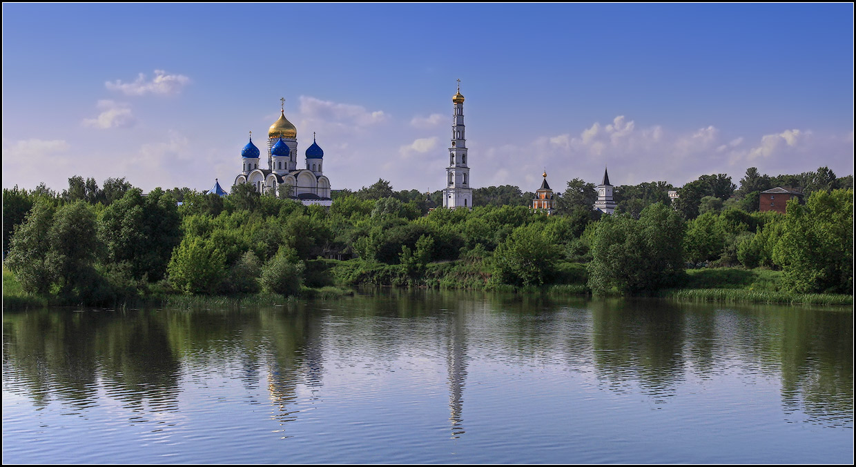 photo "over water" tags: architecture, landscape, water