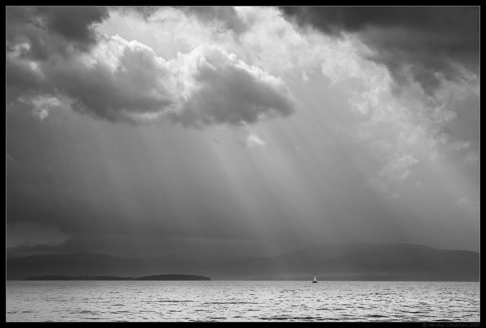 photo "0180_0335" tags: landscape, black&white, clouds, storm cloud, summer