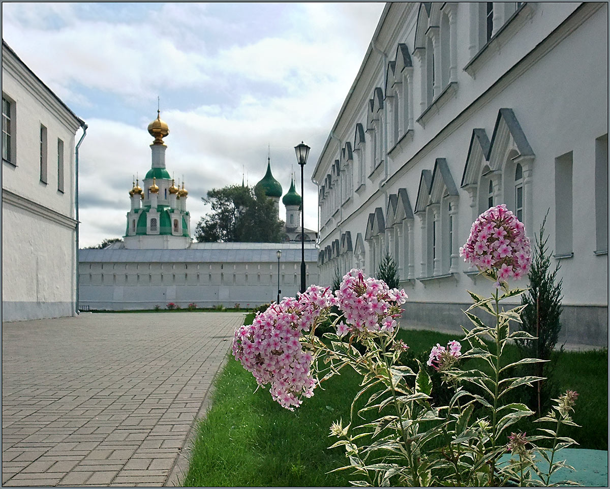 фото "Мир и покой." метки: архитектура, природа, пейзаж, цветы