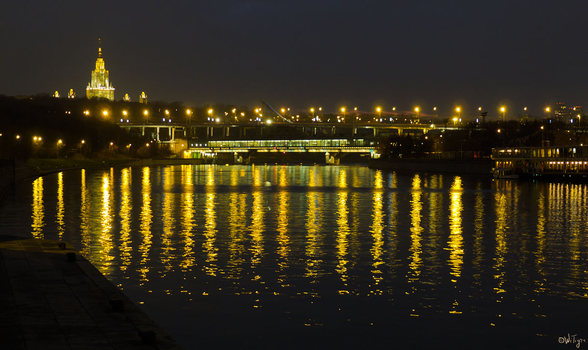 photo "Gold bars" tags: architecture, landscape, water