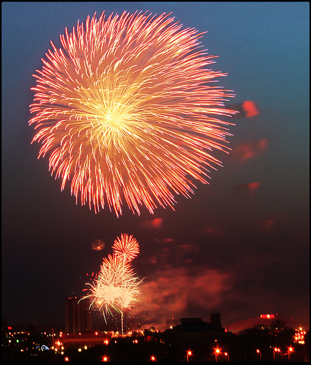 photo "Chelyabinsk Victory Salute" tags: city, 