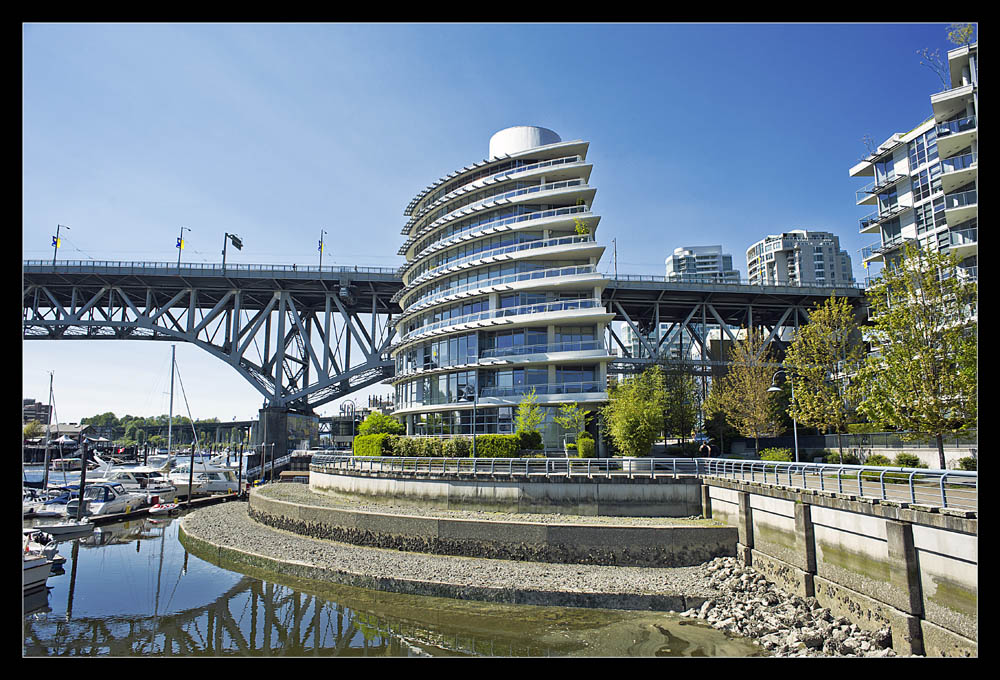 photo "Waterfront living" tags: architecture, landscape, 