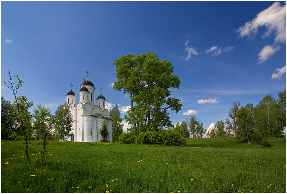 photo "Mikulino Gorodische" tags: landscape, architecture, spring