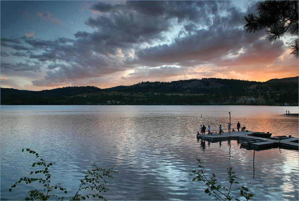 photo "Fishing at sunset" tags: landscape, sunset, water