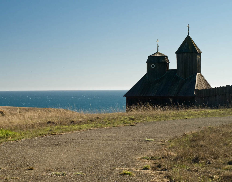 photo "Fort Ross" tags: architecture, landscape, water