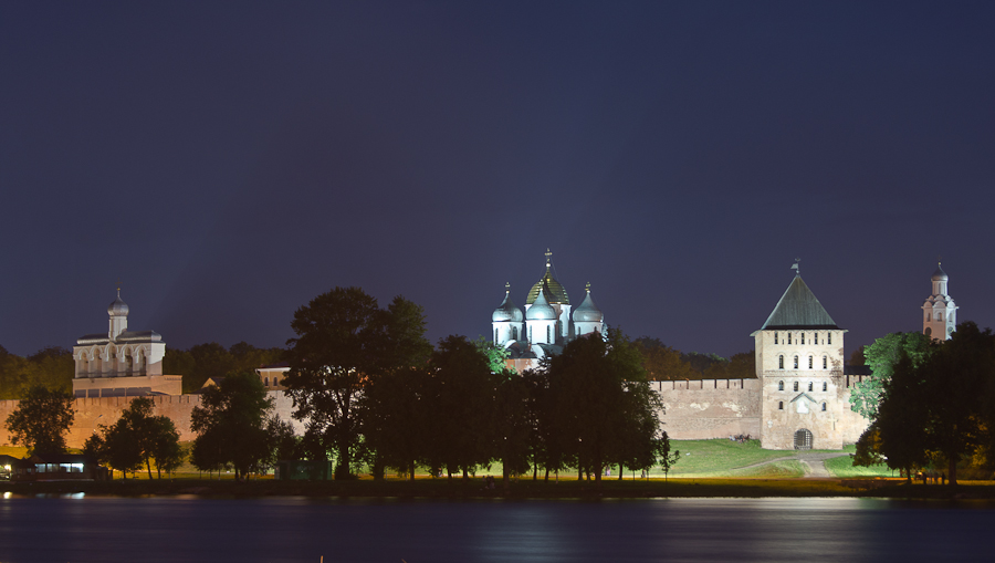 фото "Новгородский кремль" метки: архитектура, пейзаж, ночь