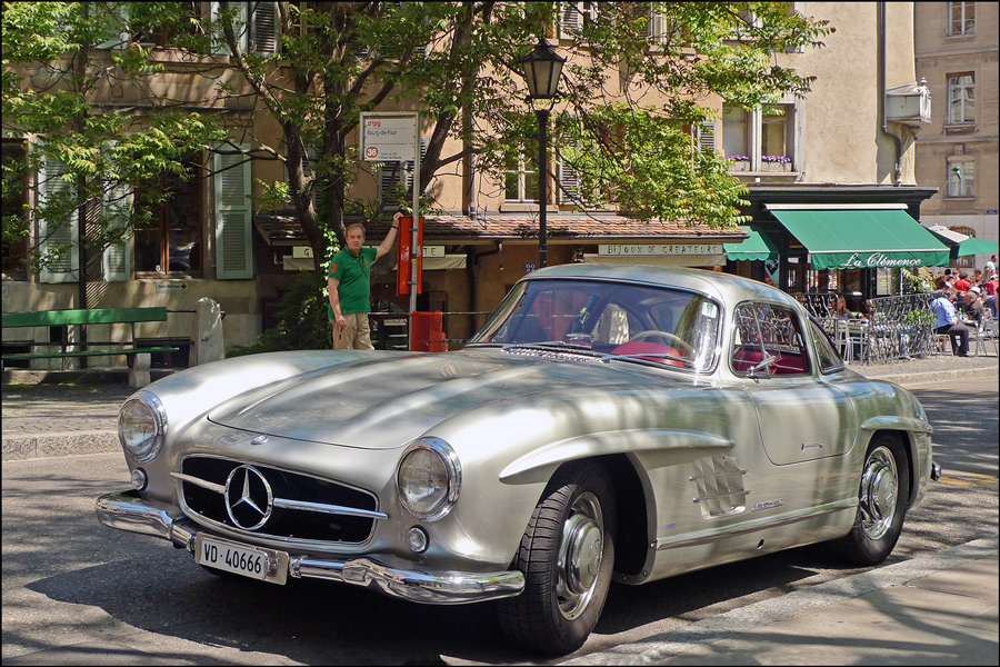 фото "В ожидании автобуса №36" метки: техника, гламур, 
