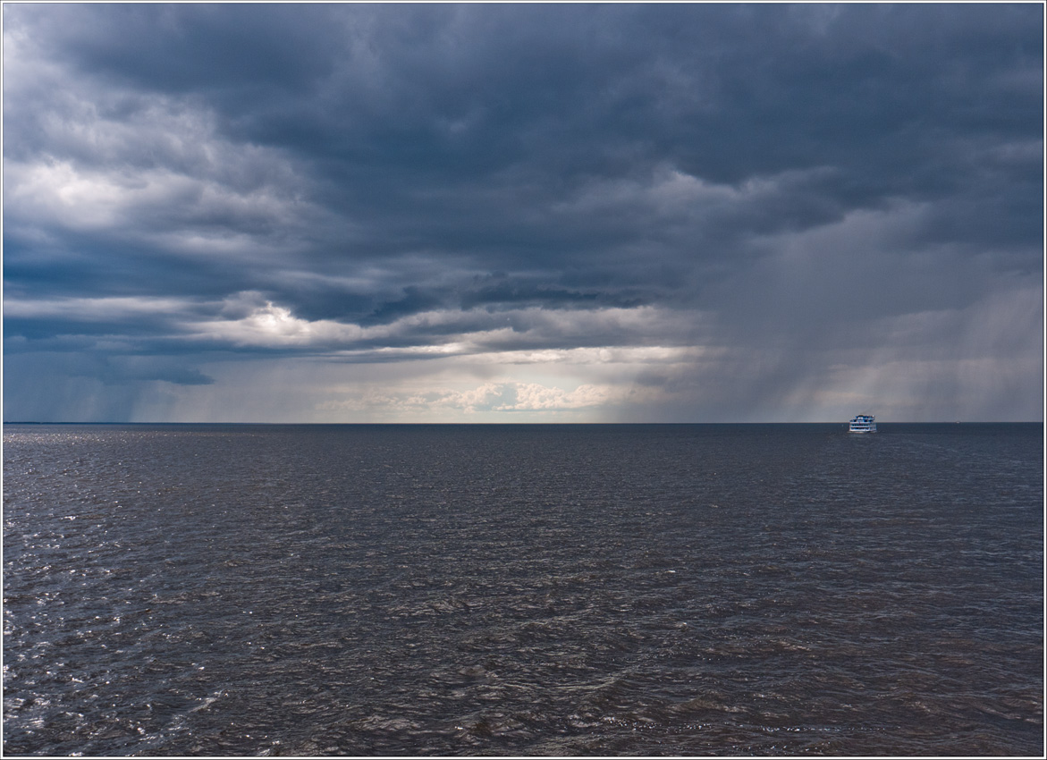 photo "Sailed the boat to the rain" tags: landscape, water