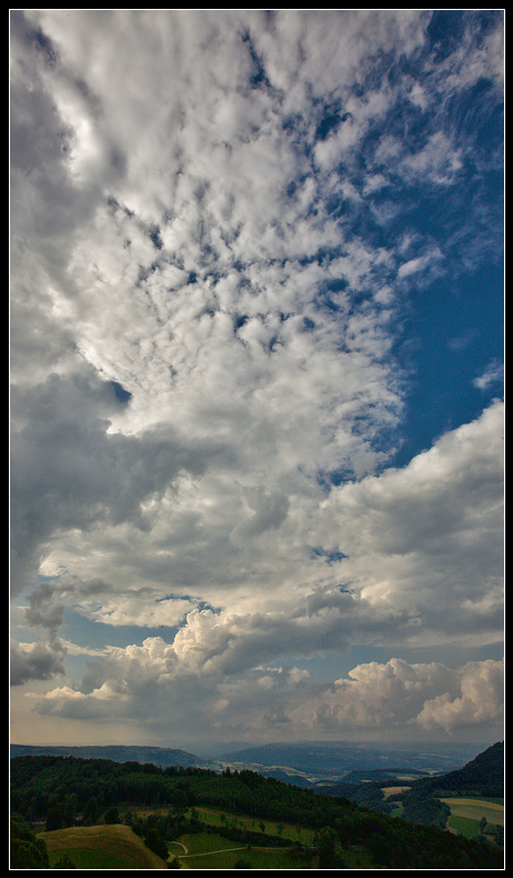 photo "Jura" tags: landscape, clouds