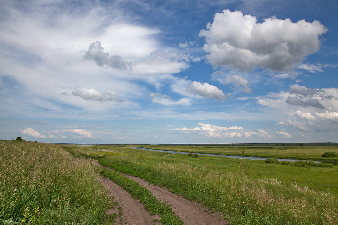 Село просторе