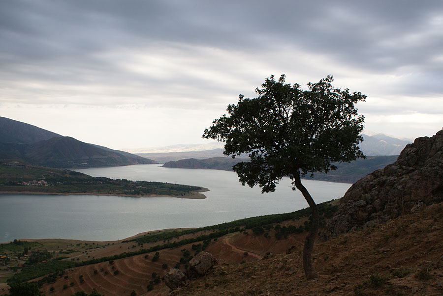 photo "***" tags: landscape, mountains, water