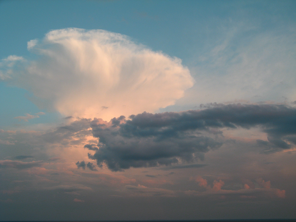 photo "Cloud." tags: landscape, clouds, summer