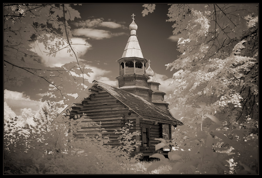 фото "И, все же, вверх!" метки: архитектура, пейзаж, infrared, лето