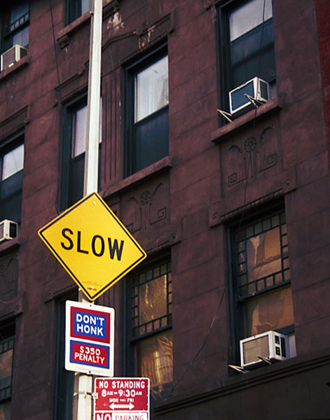 photo "Slow Down and Be Quiet" tags: city, 