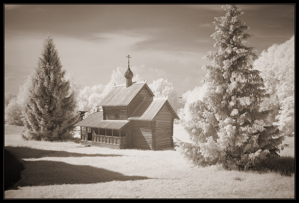 фото "Удачно примостилась" метки: архитектура, пейзаж, infrared