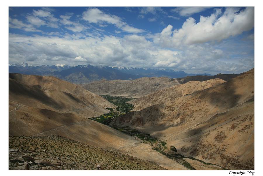 photo "view from the mauntain pass" tags: landscape, travel, Asia, mountains