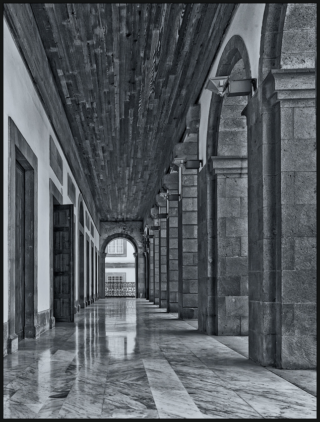 photo "Open door" tags: travel, fragment, Europe