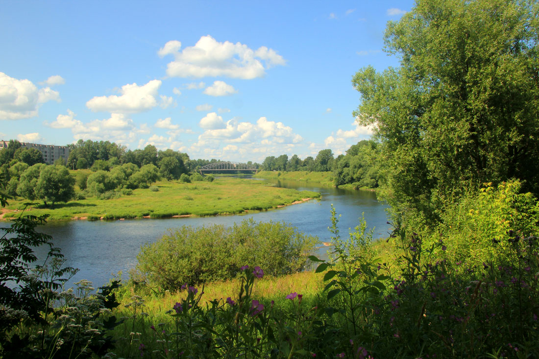 photo "July. River MSTA. City Borovichi. Novgorod region." tags: , 