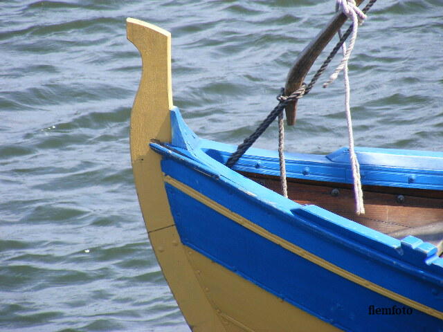 photo "Boat" tags: reporting, 