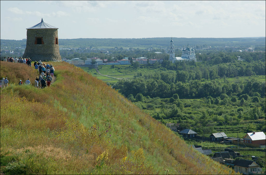 photo "Near the old tower" tags: travel, landscape, summer