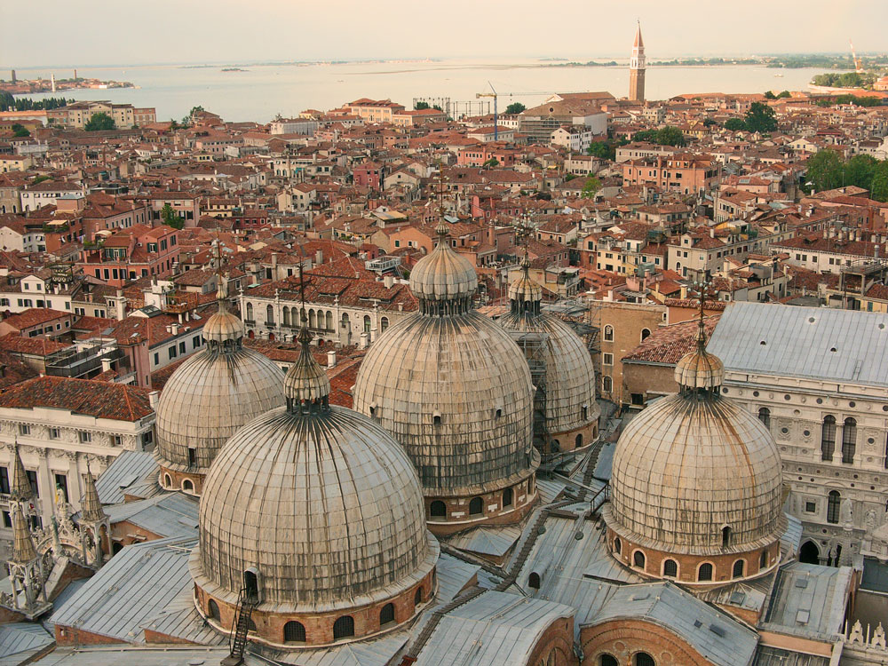 photo "the roofs from Venice....." tags: architecture, landscape, 