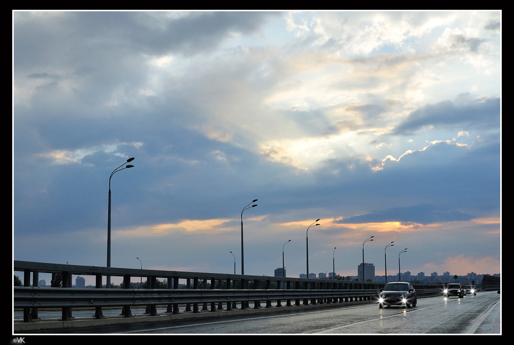 photo "On the bridge" tags: landscape, clouds, sunset