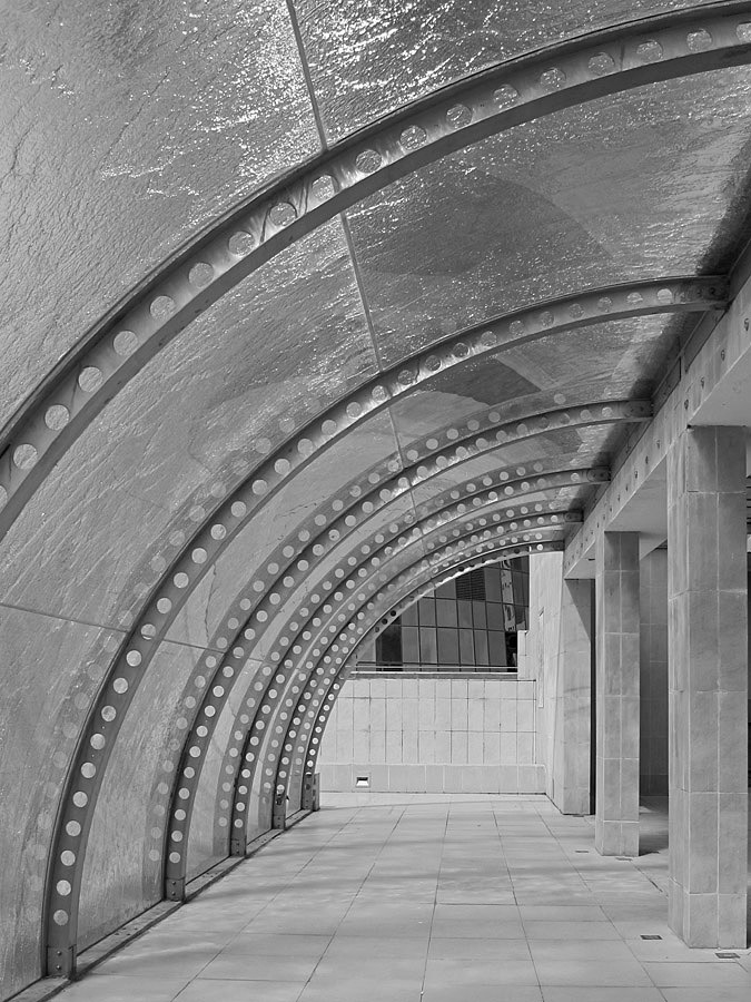 photo "tunel" tags: black&white, architecture, landscape, 