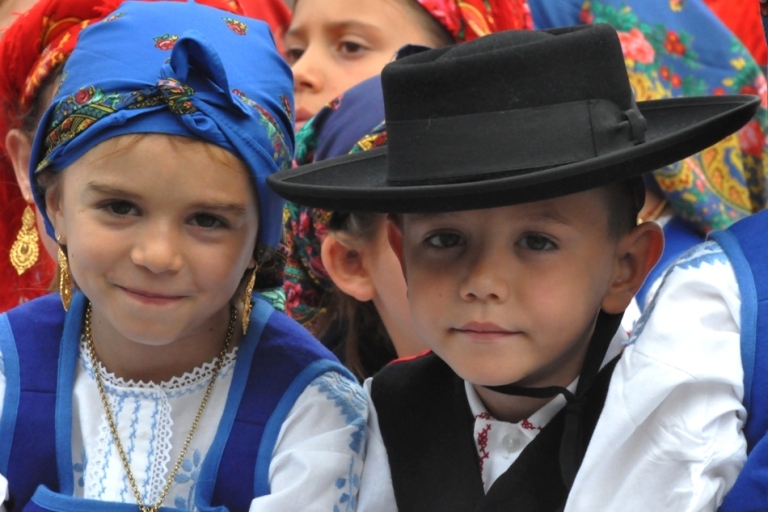 photo "TRADITION" tags: portrait, children
