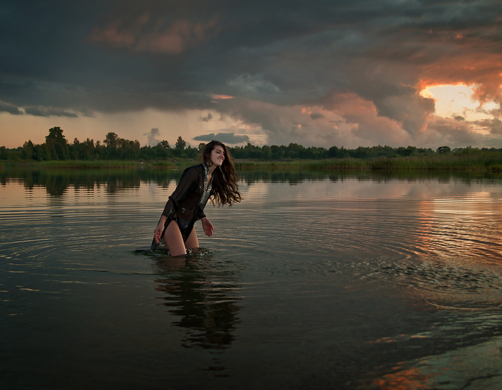 photo "***" tags: landscape, portrait, sunset, woman