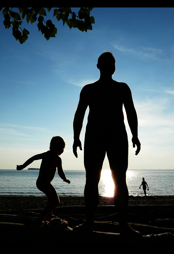 photo "beach silhouettes" tags: genre, reporting, 