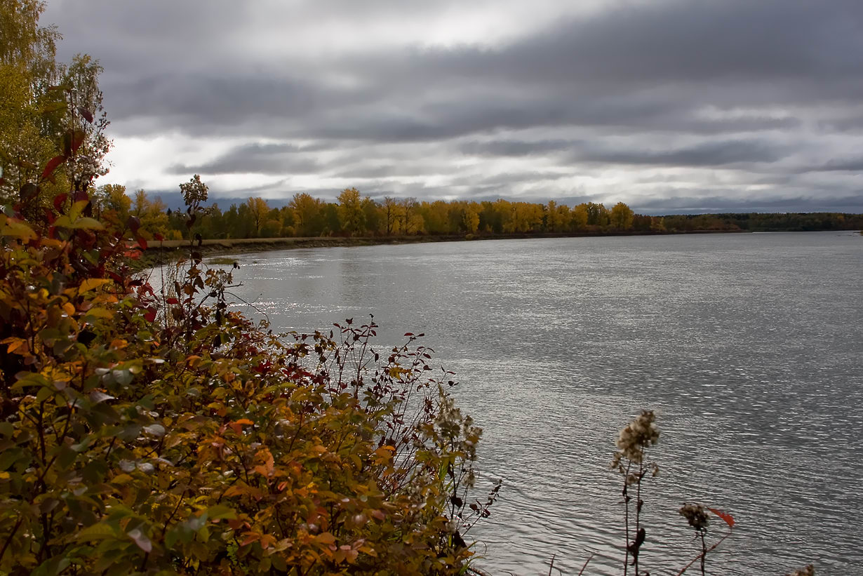 photo "Autumn.  River." tags: landscape, autumn, water