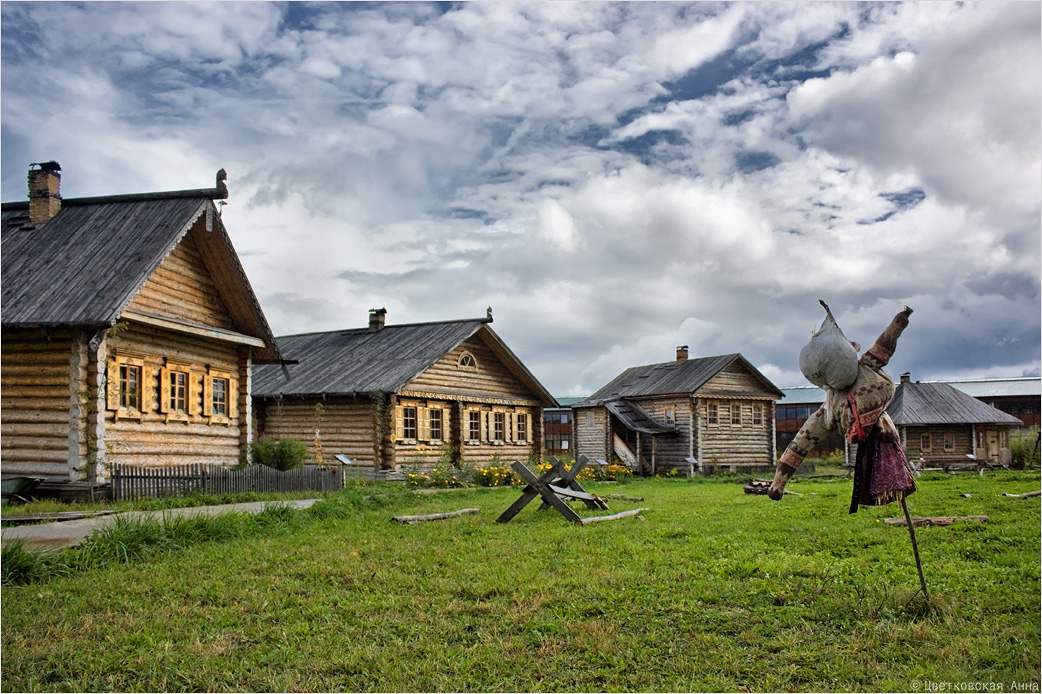 фото "Гастроли огородного пугала" метки: архитектура, пейзаж, 