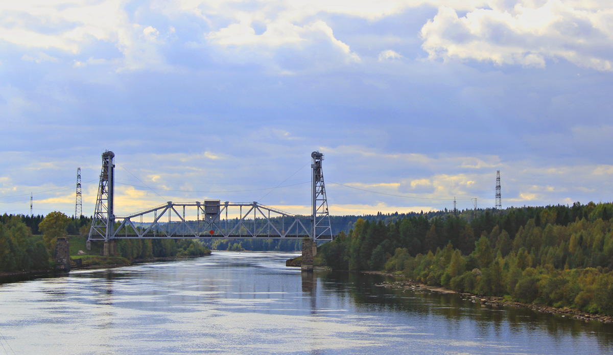 photo "Bridge with a lifting span." tags: landscape, architecture, water