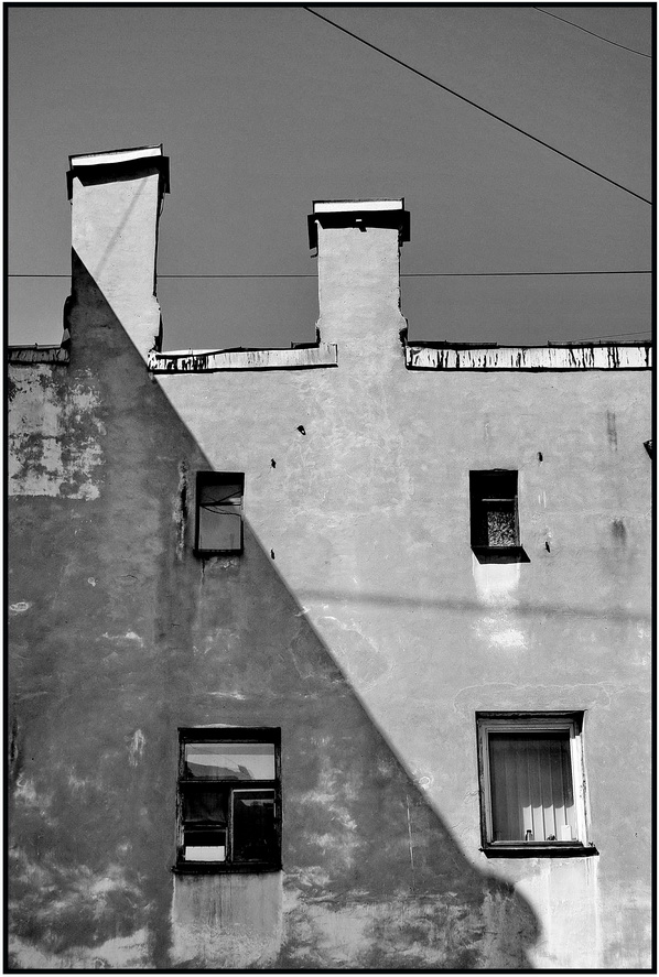photo "***" tags: city, black&white, 