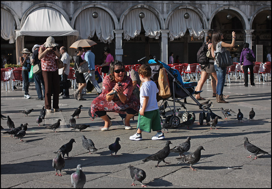 photo "Baby joy" tags: genre, travel, Europe