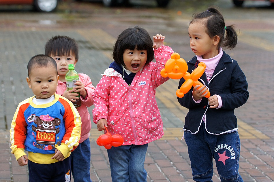 photo "kids" tags: portrait, travel, Asia, children