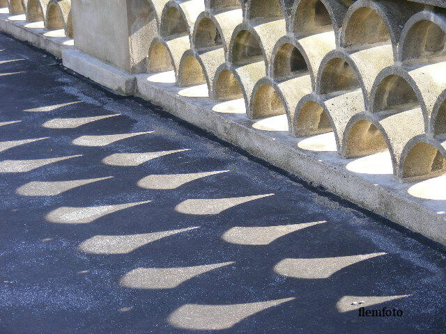 photo "Shadow" tags: architecture, landscape, 