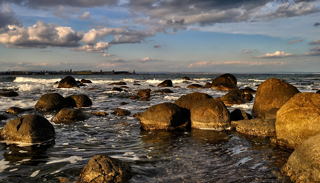 photo "***" tags: landscape, clouds, water