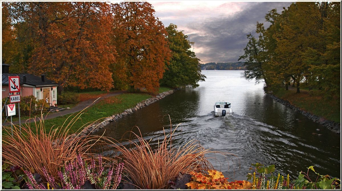 photo "Autumn in Stockholm" tags: landscape, autumn, water