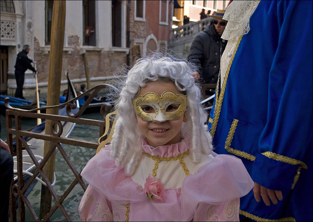 photo "at the carnival as a time ..." tags: portrait, genre, children