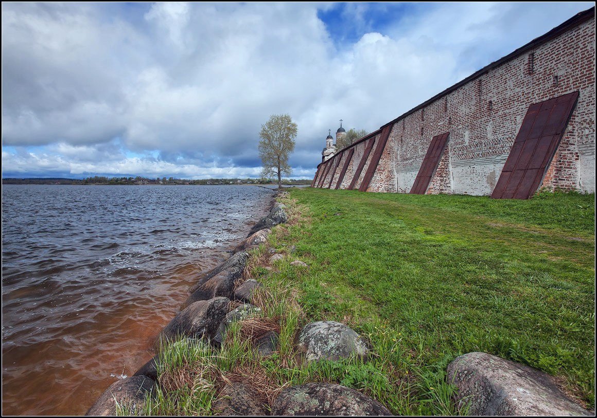 фото "Кирило-Белозерский монастырь" метки: пейзаж, архитектура, вода