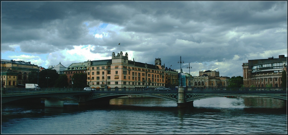 фото "Stockholm Opera" метки: архитектура, пейзаж, облака