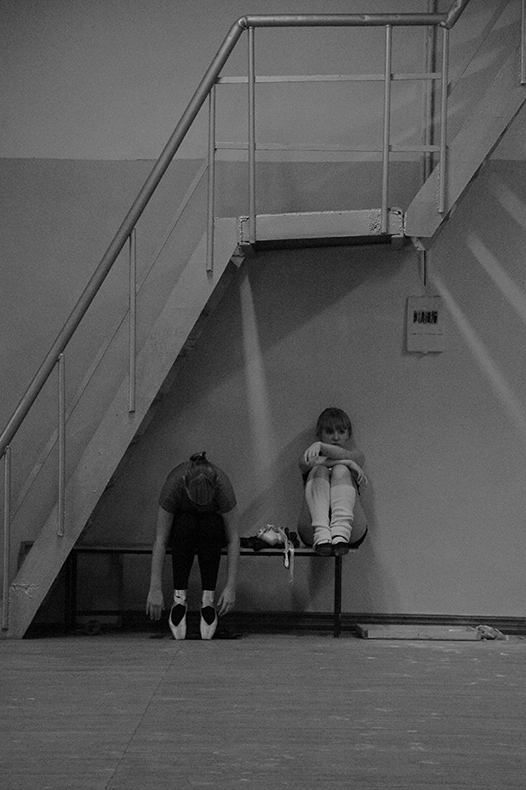 photo "Exhausted" tags: portrait, black&white, woman