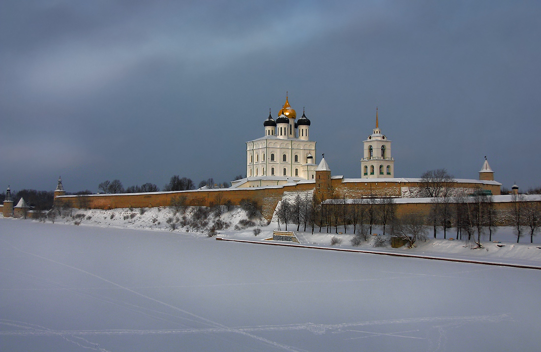 photo "On the winter. Ancient Pskov." tags: architecture, landscape, winter