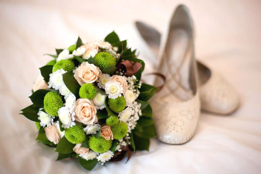 photo "цветы, букет, невеста, свадьба, туфли" tags: still life, reporting, 